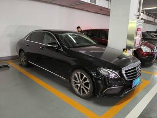 奔驰奔驰E级2019款 改款 E 300 L 时尚型