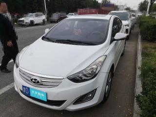 現代朗動2012款1.6L手動領先型