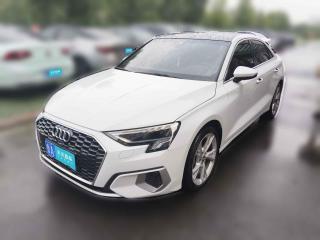 奧迪奧迪A32021款 A3L Limousine 35 TFSI 時(shí)尚致雅型
