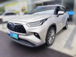 豐田漢蘭達2022款 雙擎 2.5L 四驅(qū)至尊版 7座