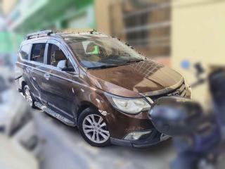 寶駿寶駿7302014款 1.5L 手動舒適ESP版 7座