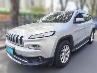 Jeep自由光2016款 2.4L 专业版