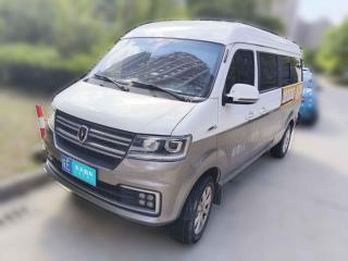 金杯新海狮S2023款 1.5L 财富版客车5/6/7座中央空调版SWC15M