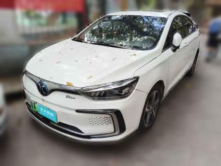 北京汽车北京EU52018款 R500 智风版