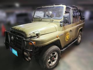 BAW北汽制造212經(jīng)典2016款 2.0L 三角門 四驅(qū)豪華型 國V