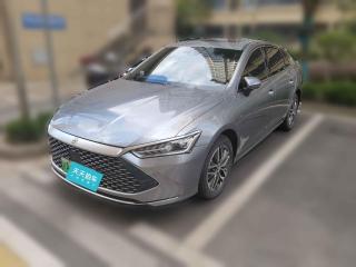 比亞迪秦PLUS2021款DM-i120KM旗艦型