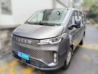 上汽大通MAXUS新途V702023款 2.0T 精英版 手動(dòng)短軸低頂 5/6座(125Ps)