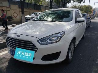 福特福睿斯2017款 改款 1.5L 自动舒适型