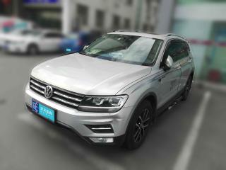 大眾途觀L2017款330TSI自動(dòng)兩驅(qū)豪華版