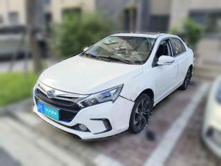 比亞迪秦新能源2015款 1.5T 雙冠旗艦Plus版