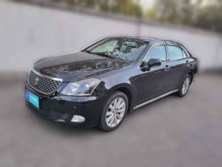 豐田皇冠2010款2.5LRoyal真皮天窗版