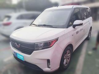 五菱汽車五菱宏光PLUS2019款 1.5T 手動豪華型 7座