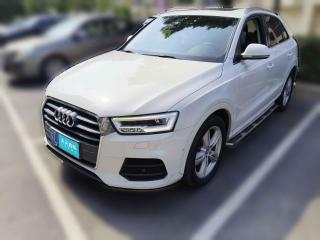 奧迪奧迪Q32017款 35 TFSI quattro 全時(shí)四驅(qū)風(fēng)尚型