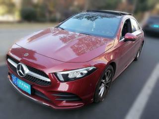 奔馳奔馳A級2021款A(yù)200L運動轎車時尚型