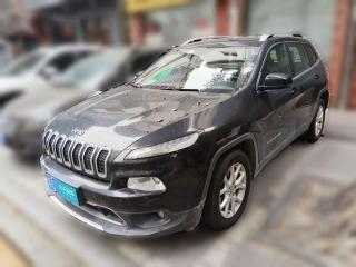 Jeep自由光2017款 2.0L 優越版