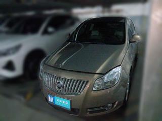 別克君威2012款2.0L豪華版