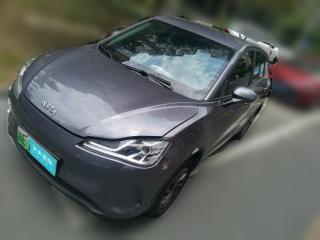 哪吒汽車哪吒V2021款標準續航娛樂版升級型