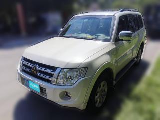 三菱帕杰羅2014款 3.0L 精英超越版
