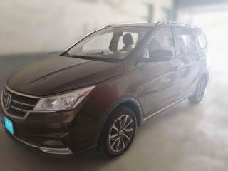 宝骏宝骏7302019款 1.5L 手动时尚型 7座 国VI