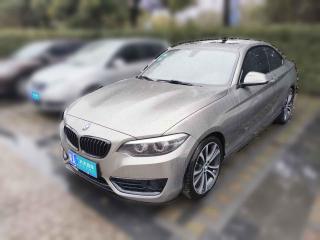 寶馬寶馬2系2019款 225i 運動設計套裝