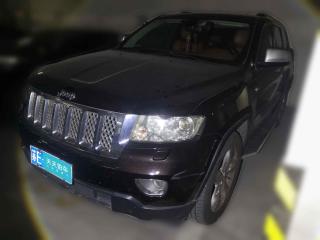 Jeep大切諾基2012款3.6L旗艦尊崇版