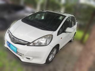 本田飞度2011款1.5L自动豪华版