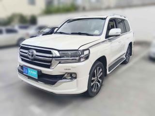 豐田蘭德酷路澤2016款 4.0L V6 中東低配版