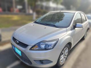 福特福克斯2013款两厢经典1.8L自动基本型