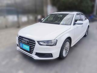 奥迪奥迪A4L2016款 35 TFSI 典藏版 S line舒适型