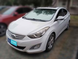 現代朗動2012款1.6L手動時尚型