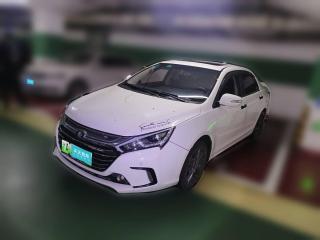比亚迪秦新能源2017款 1.5T 尊贵型