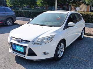 福特福克斯2012款两厢1.6L自动风尚型