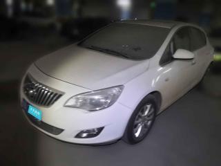 别克英朗2013款XT1.6L自动时尚版