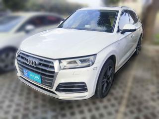 奥迪奥迪Q5L2020款 改款 40 TFSI 荣享时尚型