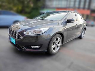 福特福克斯2017款三厢1.6L自动舒适型智行版