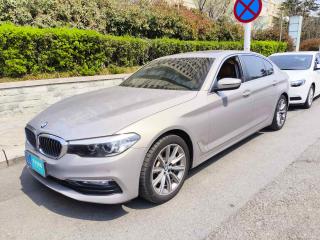 宝马宝马5系2018款 528Li 上市特别版