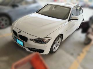 宝马宝马3系2014款 320i 运动设计套装