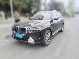 寶馬寶馬X72023款 xDrive40i 領先型豪華套裝