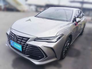 丰田亚洲龙2023款 2.5L 豪华版