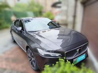 沃爾沃沃爾沃S90新能源2022款 T8 E驅(qū)混動 智逸豪華版