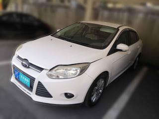 福特福克斯2012款三厢1.6L自动舒适型