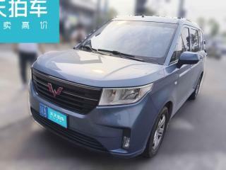 五菱汽車五菱宏光PLUS2019款 1.5T 手動舒適型 7座