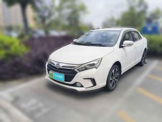比亚迪秦新能源2015款 1.5T 双冠旗舰Plus版