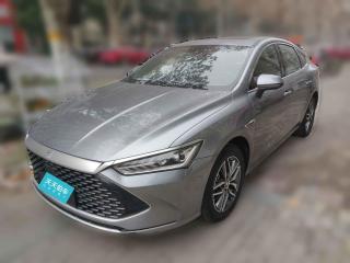 比亚迪秦PLUS2021款DM-i120KM旗舰型