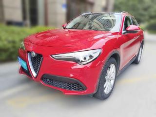 阿爾法·羅密歐Stelvio斯坦維2017款 2.0T 200HP 豪華版