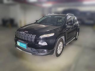 Jeep自由光2016款 2.4L 专业版