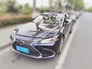 雷克薩斯雷克薩斯ES2020款 200 卓越版