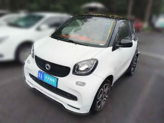 smartsmart fortwo2015款 1.0L 52千瓦硬頂激情版