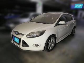 福特福克斯2012款 两厢 2.0L 手动豪华运动型