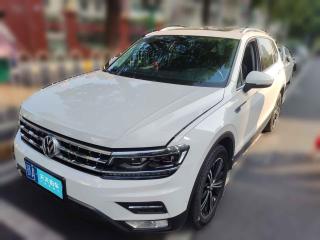 大众途观L2018款330TSI自动两驱旗舰版